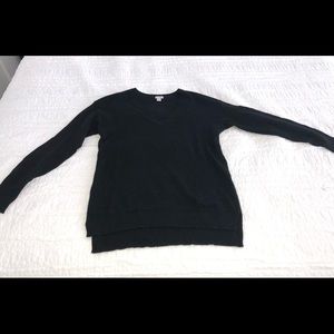 Halogen 100% cashmere sweater in black